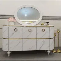 آینه و کنسول