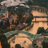 تور تفلیس ویژه کریسمس|تور و چارتر|شیراز, باغ تخت|دیوار