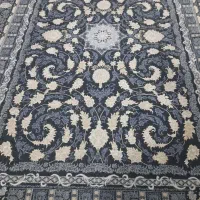 یک تخته فرش ۹ متری ۷۰۰ شانه تراکم ۲۵۵۰