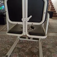صندلی جابه جاکننده بیمارداخل منزل
