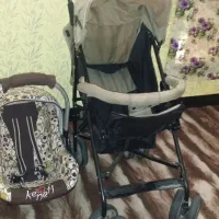 گهواره  و کریر استفاده نشده. کالسکه