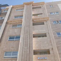 آپارتمان 110 متری حکیم ثنائی