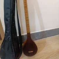 سه تار اکبری..|سازهای سنتی|اسلام‌‌آباد غرب, |دیوار