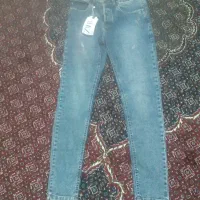 سلام یک شلوار آبی برای فروش گذاشتم تماس بگیرید|لباس|کامیاران, |دیوار