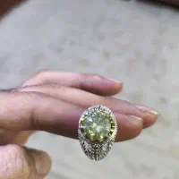 انگشتر موزونایت