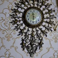 دیواری ساعت