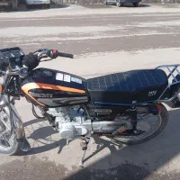 موتور 125نامی