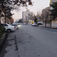 ۷۸ متر طبقه سوم بدون آسانسور حاشیه بلوار هاشمیه ۲۸