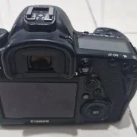 دوربین Canon 5D Mark IV