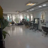 همکاری همه لاین های در سالن زیبایی