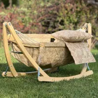 گهواره ننونوزادراتین مدل عمیق باتشک وبالشت وکیف