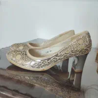 دو جفت کفش تازه