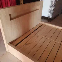 تخت خواب چوبی