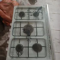 یک عدد اوجاق گاز پنچ شعله درحد صفر