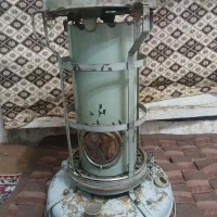 یک عدد چراغ قدیمی اطل