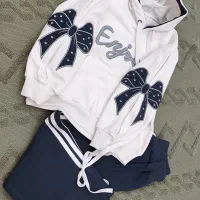 لباس دخترانه