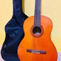 گیتار یاماها c40
