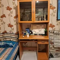 میز کامپیوتر همراه با ویترین