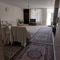 منزل سه خواب سالن بزرگ و خواب ها بزرگ