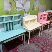 میز تحریر چوبی با رنگ پلی اورتان