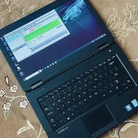 لپتاپ نو بدون کوچک ترین خط و خش