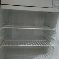 یخچال ایستکول سایز کوچک کاملا تمیز و سالم|یخچال و فریزر|چمران, |دیوار