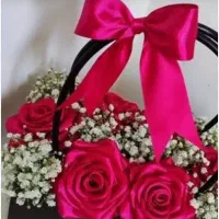 گل و باکس ولنتاین|گل مصنوعی|الیگودرز, |دیوار