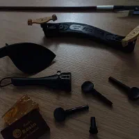 لوازم جانبی و ارشه بدون مو  و قطعات ویولن