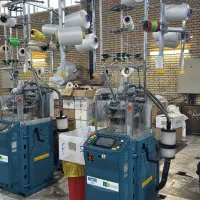 کارگر ساده جوراب بافی