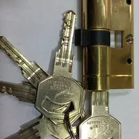 کلیدسازی سیار تخصصی نظیفی|خدمات پیشه و مهارت|بجنورد, |دیوار