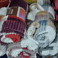 پتو و روفرشی گلزار|رختخواب، بالش، پتو|قم, شهدا|دیوار