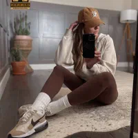 شلوار|لباس|کنگاور, |دیوار