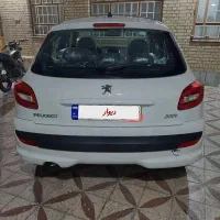 207 پاناروما ارتقا یافته ۱۴۰۴