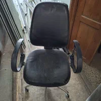 صندلی اداری چرخ دار