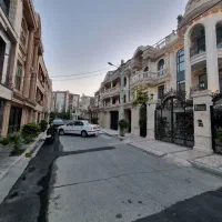 200متر-زمین-260-متر-بنا-در-دو-طبقه-مجزا
