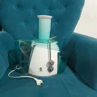 آبمیوه گیر کاملا سالم و به شرط تست