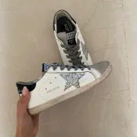 کفش کتونی زنانه گلدن گوس