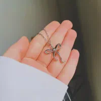 گردنبند پاپیون