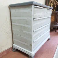 دراور پایه دار