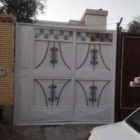 شاگرد نقاش ساختمان