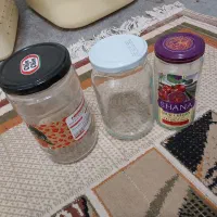 شیشه های رب ،ترشی،حبوبات موجوده