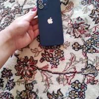 گوشی آیفون ۱۲ نرمال