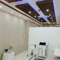 مرکز لیزر تخصصی رفع موهای زائد بدن|خدمات آرایشگری و زیبایی|صحنه, |دیوار