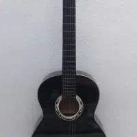 گیتار مشکی سالم نو نو