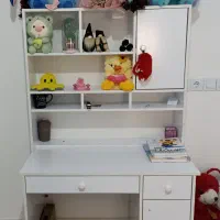 میزتحریر و دکور