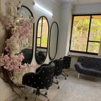اجاره-اتاق-ولاین-در-سالن-زیبایی