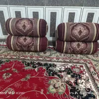 ۸ عدد بالش تمیز و خوش رنگ