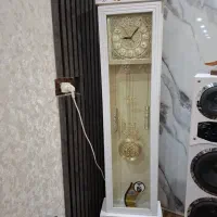 ساعت کاملا سالم بهعلت تغییر دکوراسیون میفروشم