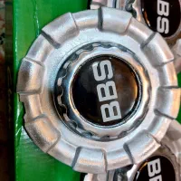 درپوش چرخ خودرو