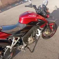 موتور ان اس 200